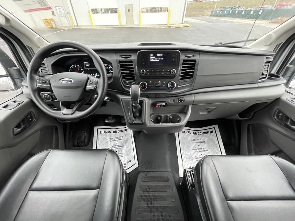2022 Ford 350 XL/XLT Transit - Image 11