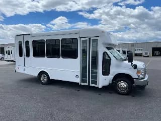 2022 Ford E350 bus
