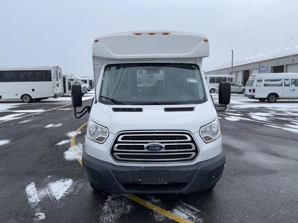 2017 Ford Transit 350 HD StarTrans - Image 4