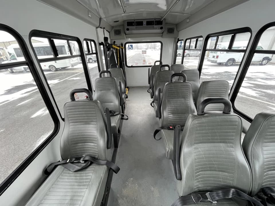 2017 Ford Transit 350 HD StarTrans - Image 5