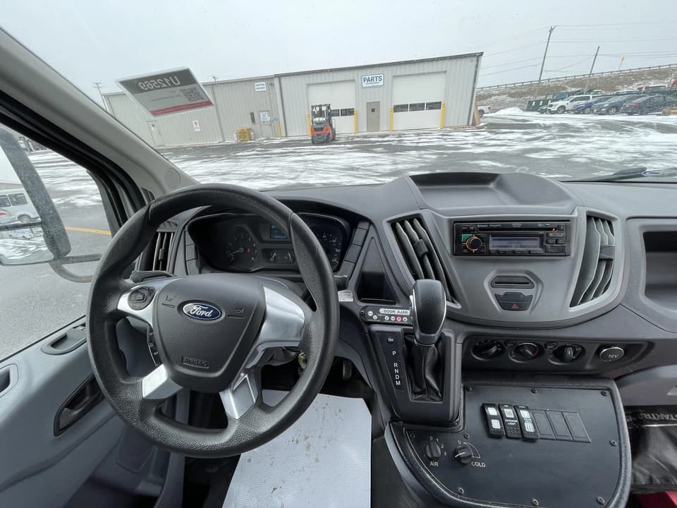 2017 Ford Transit 350 HD StarTrans - Image 9