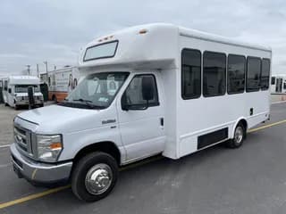 2019 Ford E350 bus
