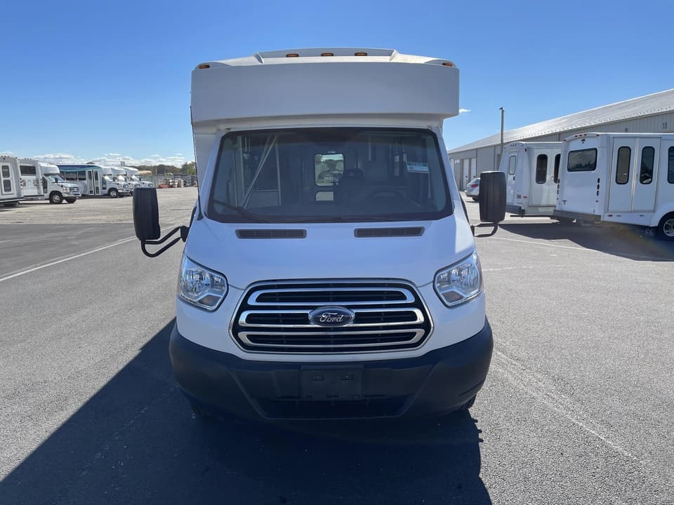 2019 Ford Transit 250 Glaval - Image 6