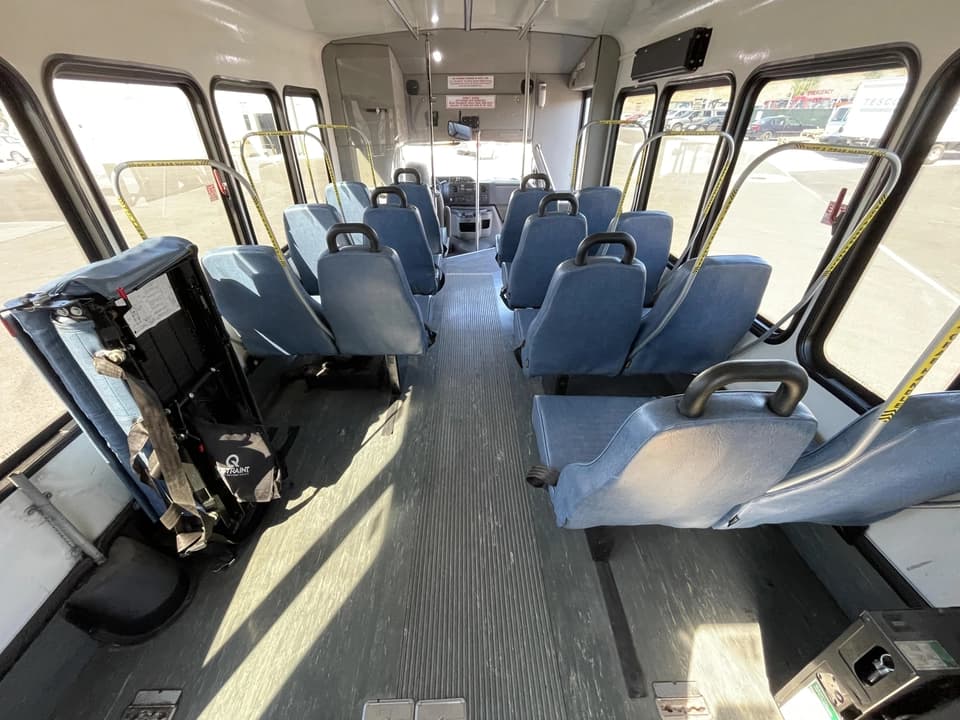 2017 Ford E450 Turtle Top - Image 13