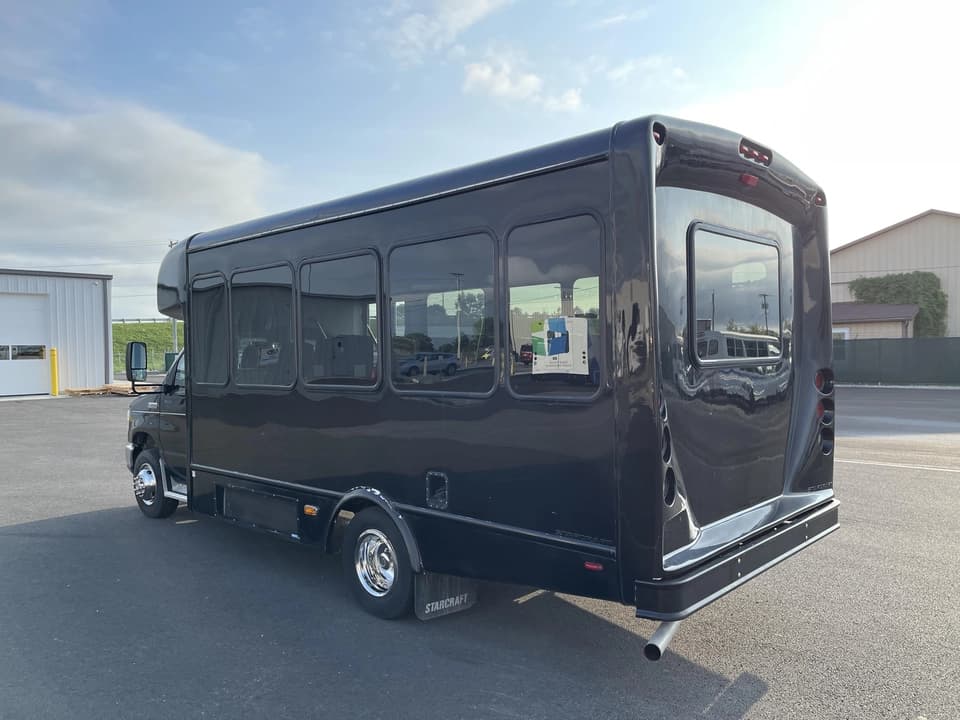 2018 Ford E350 Startrans - Image 5