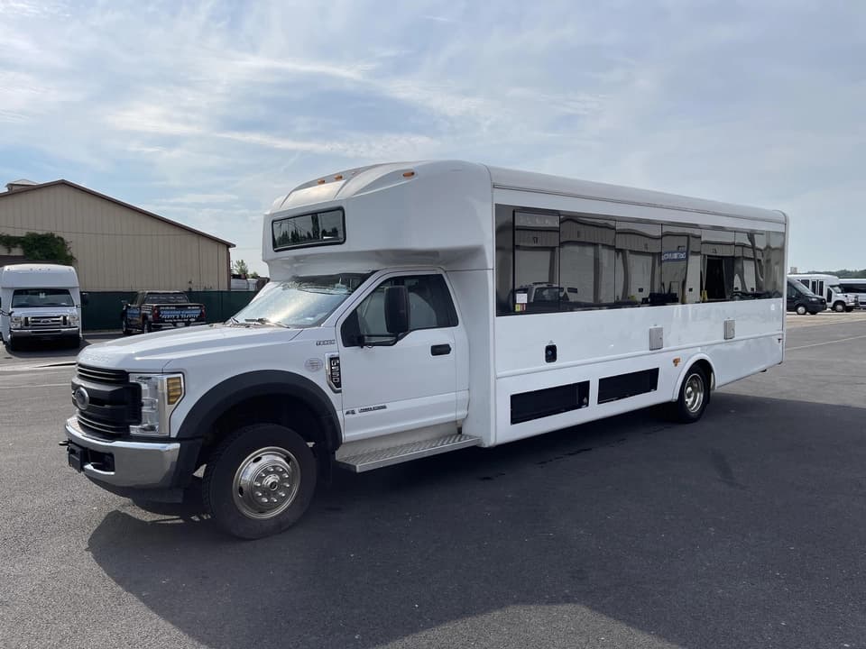2019 Ford F550 Glaval - Image 8