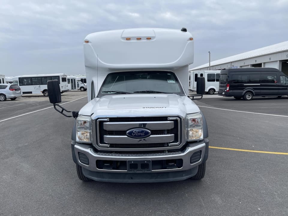 2016 Ford F550 Starcraft Shuttle Bus - Image 7