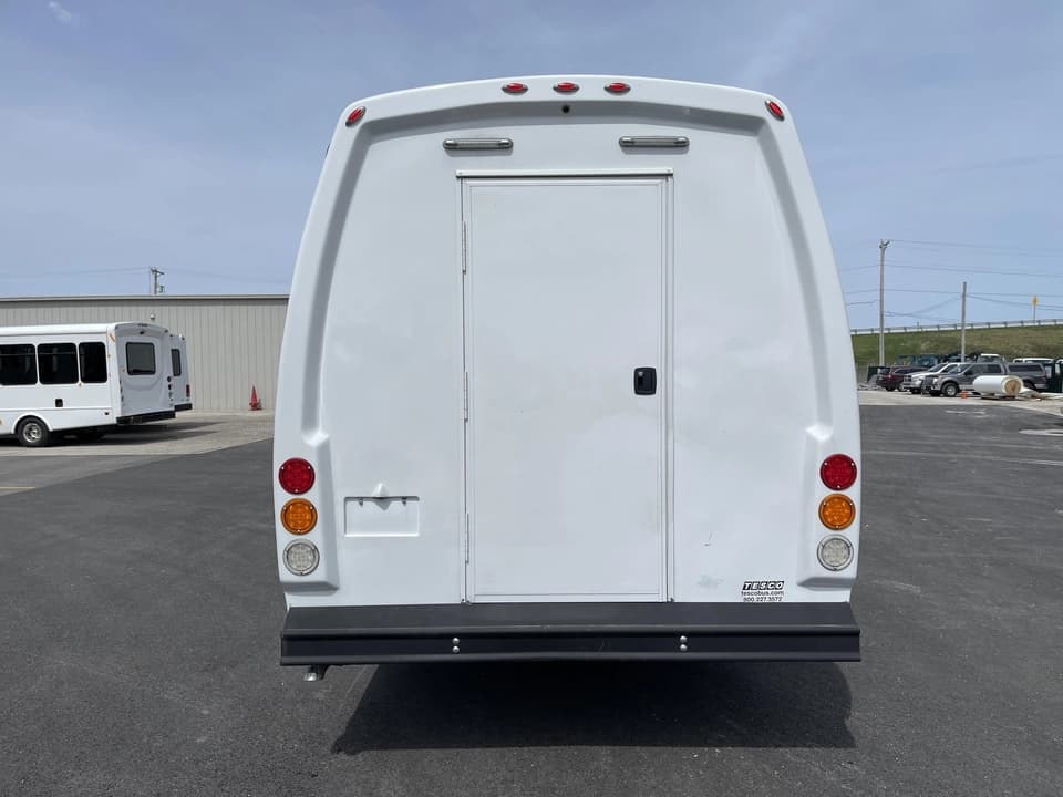 2017 Ford E450 KSIR Shuttle Bus - Image 5