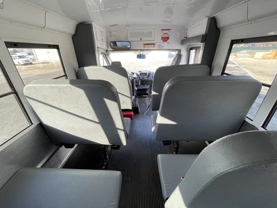 2018 Ford Transit 250 Starcraft Shuttle Bus - Image 12
