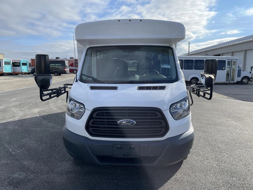 2018 Ford Transit 250 Starcraft Shuttle Bus - Image 8
