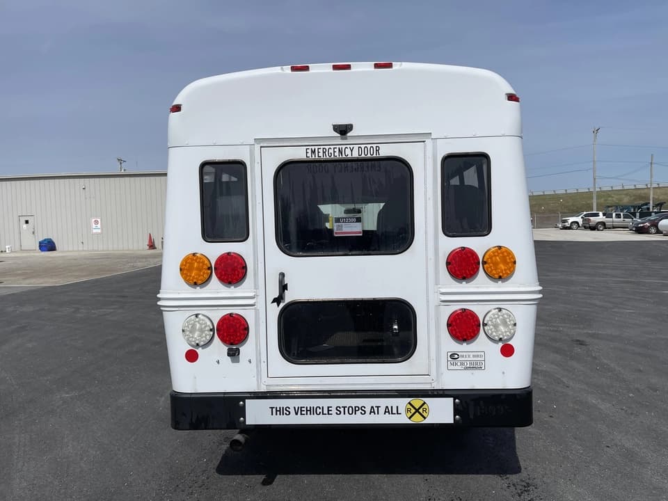 2018 Chevrolet Express 3500 Girardin - Image 4