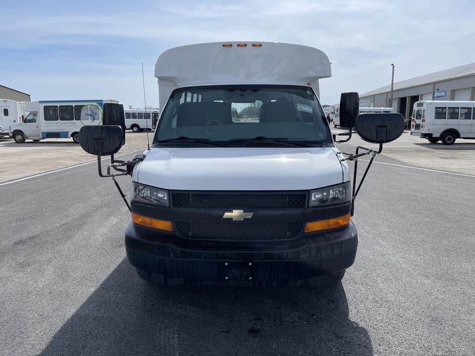 2018 Chevrolet Express 3500 Girardin - Image 8
