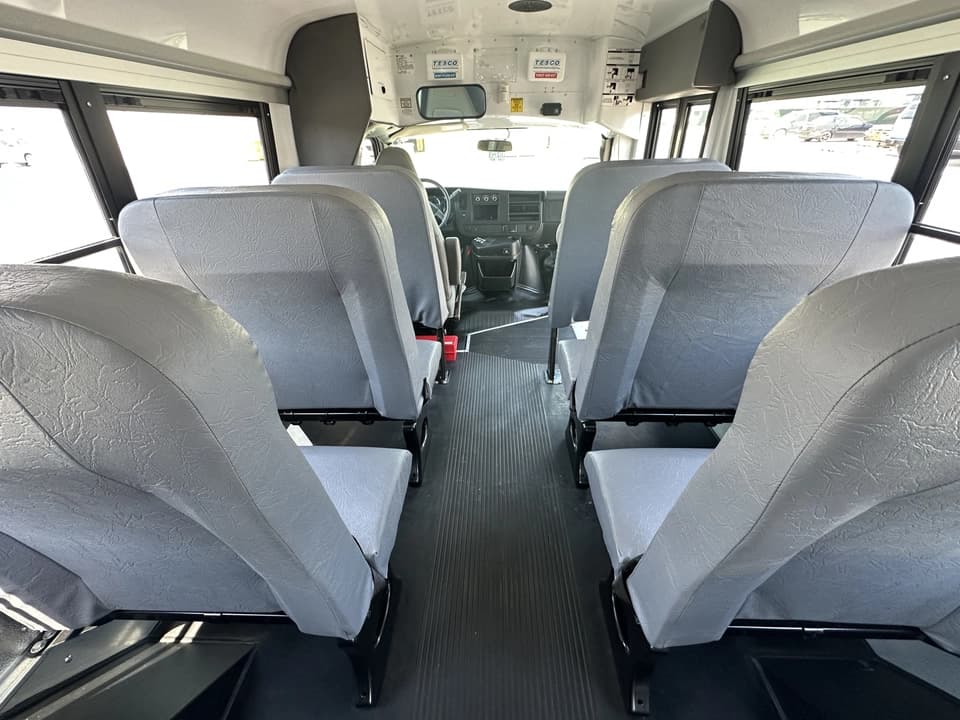 2019 Chevy Express 3500 Girardin - Image 10
