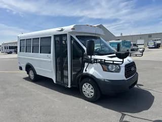 2016 Ford Transit 250 bus