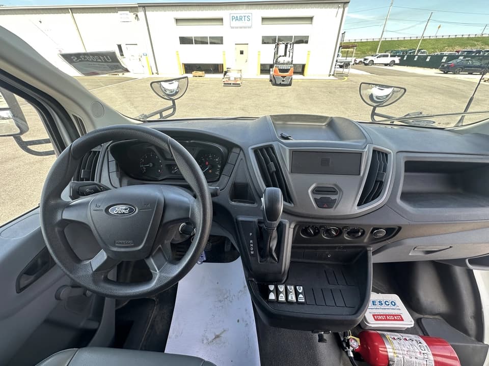 2016 Ford Transit 250 Girardin - Image 13