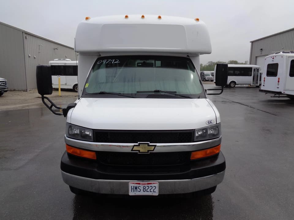 2017 Chevrolet Elkhart Coach Shuttle Bus - Image 6