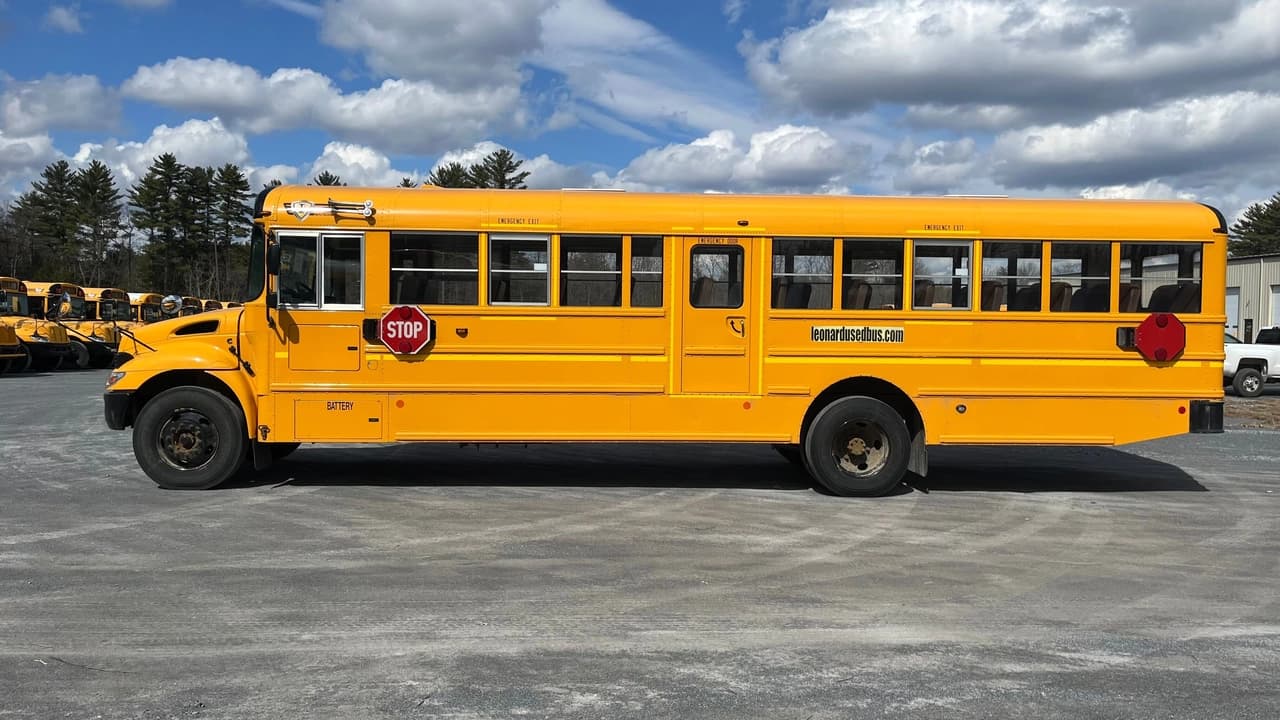 2022 IC CE300 School Bus - Image 3