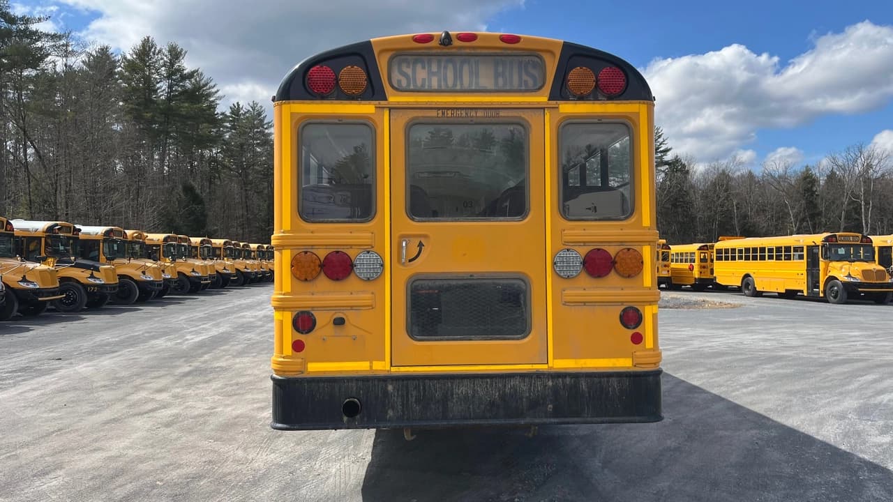 2022 IC CE300 School Bus - Image 4