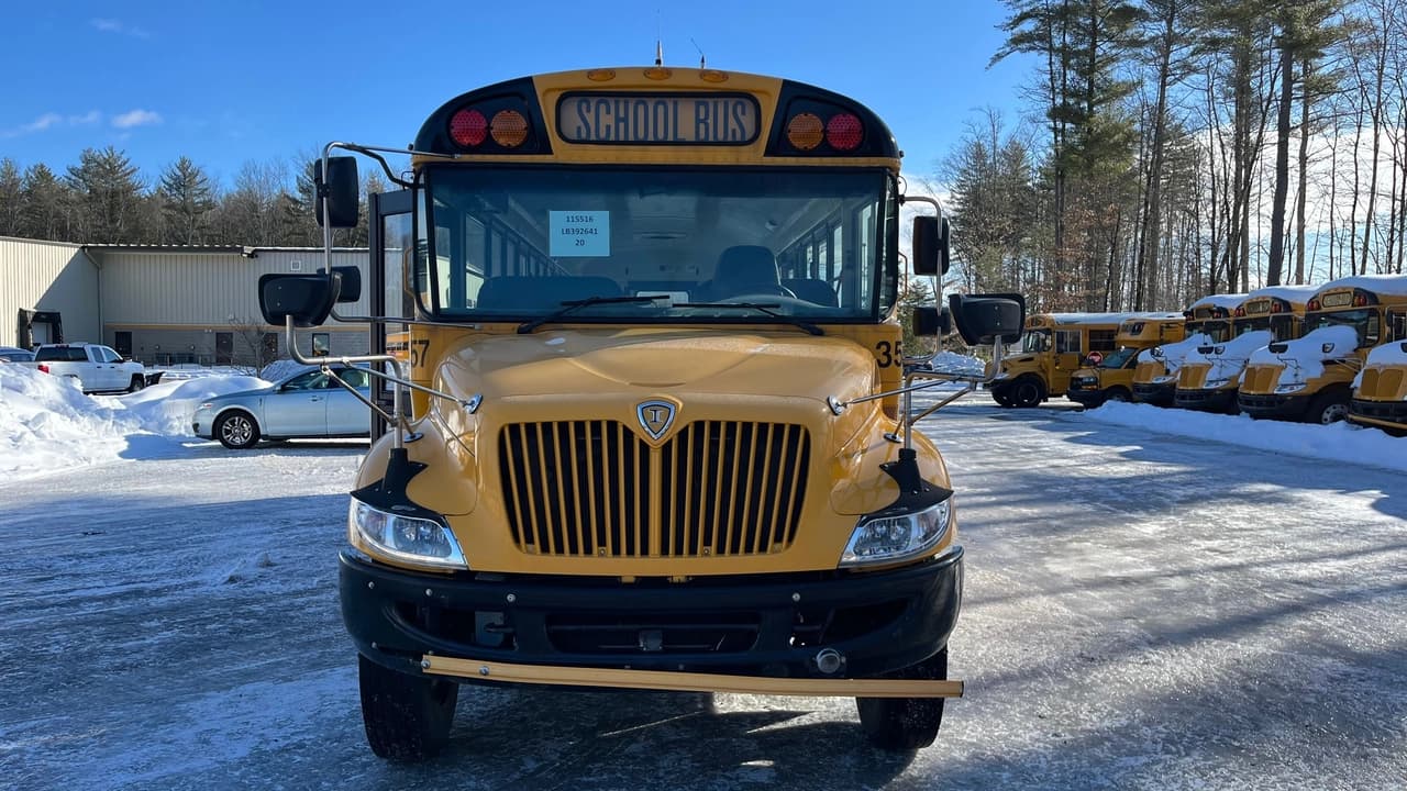 2020 IC CE300 School Bus - Image 2