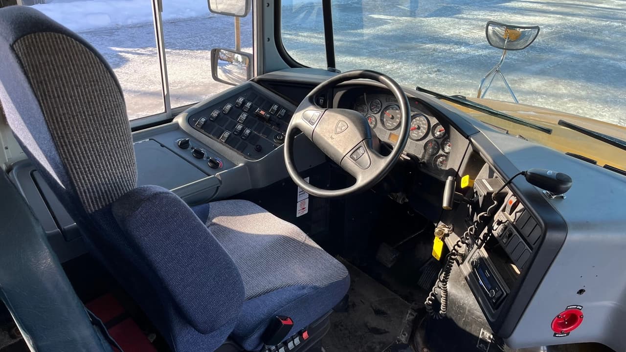 2020 IC CE300 School Bus - Image 9