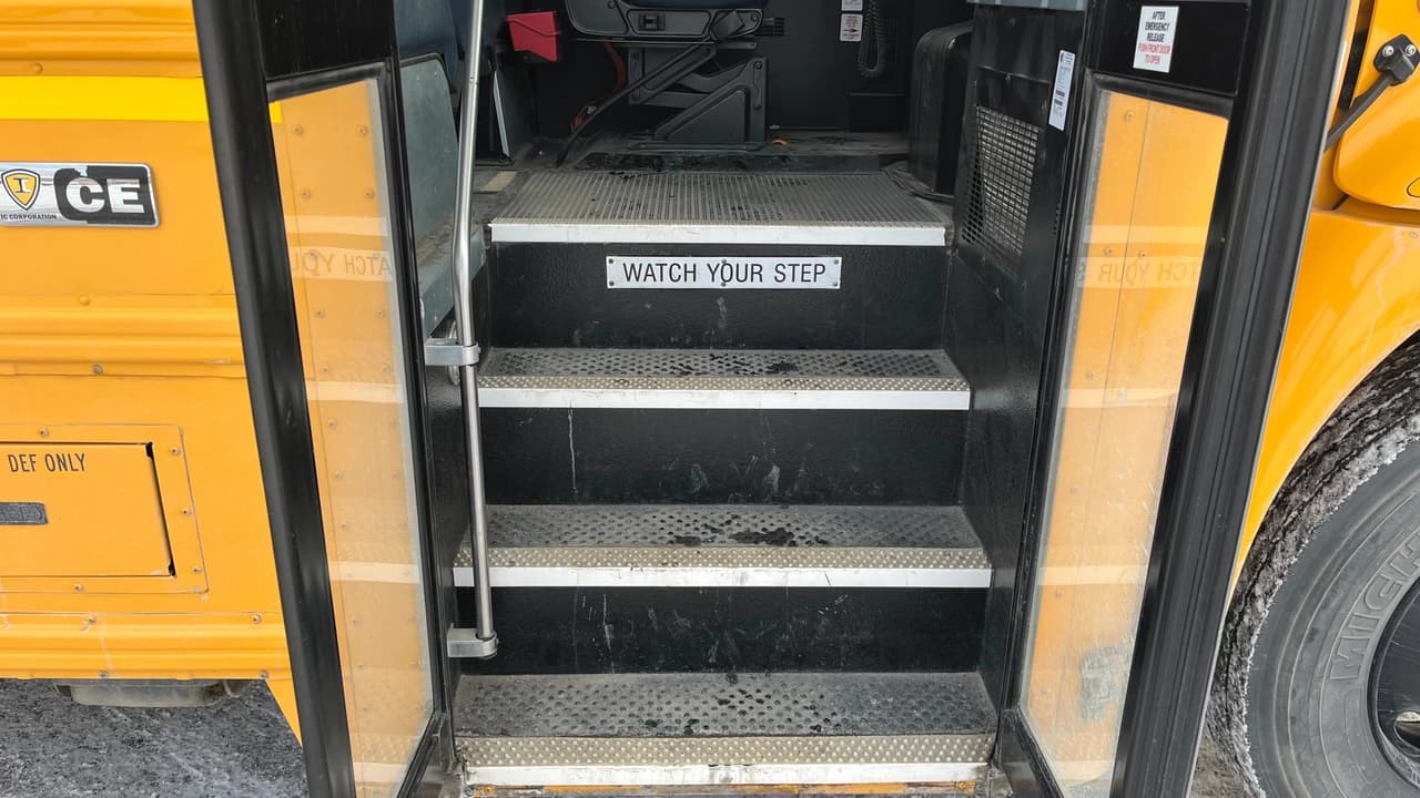 2020 IC CE300 School Bus - Image 6