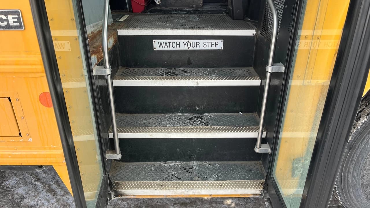 2019 IC CE300 School Bus - Image 7