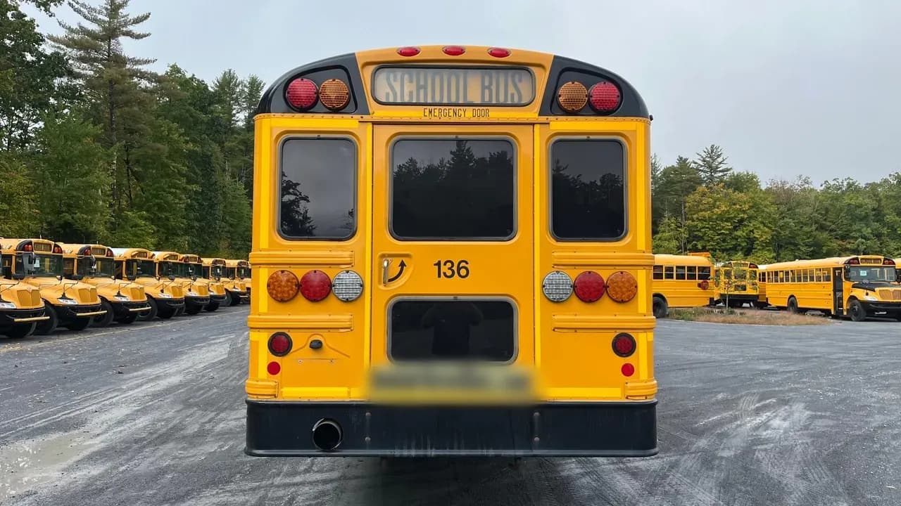 2018 IC CE300 School Bus - Image 4