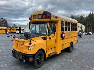 2014 IC CE200 bus