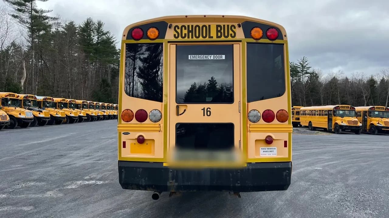 2014 Lion Spartan School Bus - Image 4