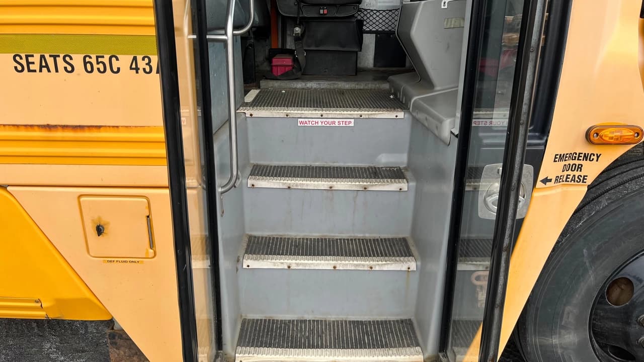 2014 Lion Spartan School Bus - Image 7