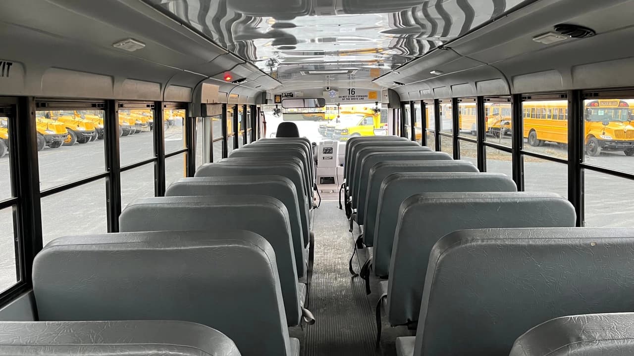 2014 Lion Spartan School Bus - Image 10