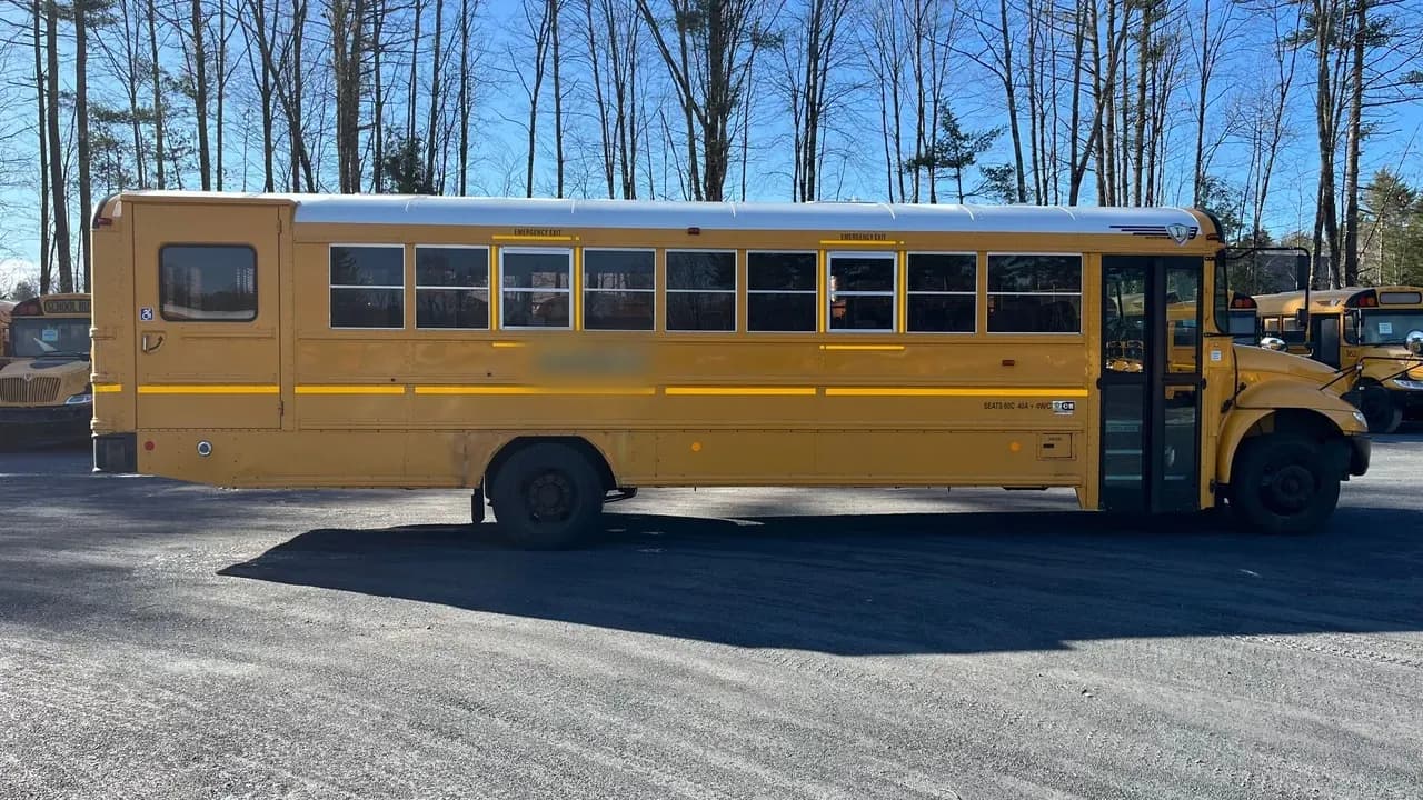 2013 IC CE300 ADA School Bus - Image 6