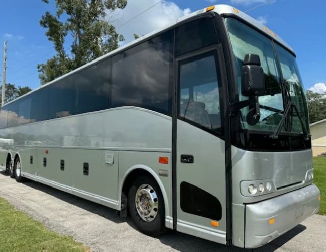 2006 VanHool C2045 Coach - Image 1