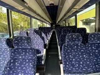 2007 MCI J4500 Coach - Image 3