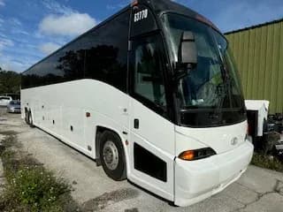 2007 Motor Coach Industries J4500 bus