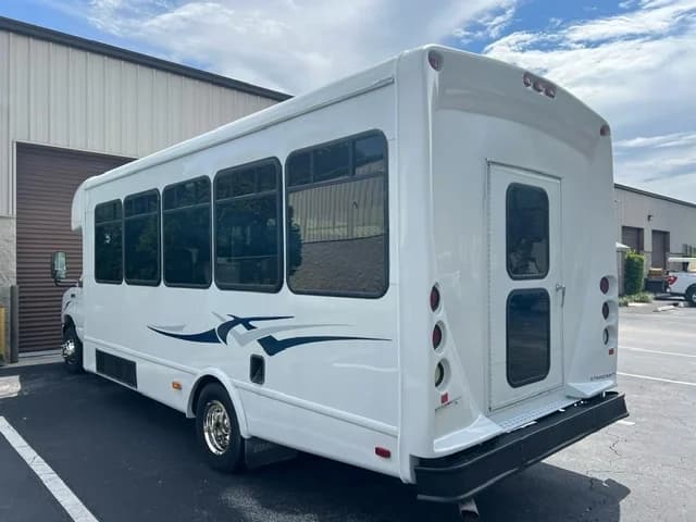 2012 Ford Allstar Starcraft Shuttle Bus - Image 2