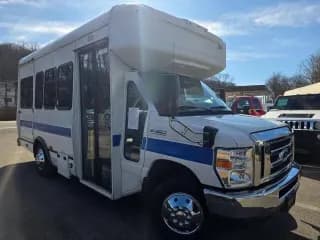 2017 Ford E350 bus