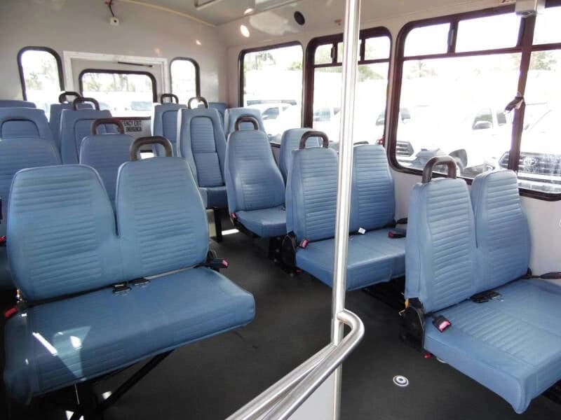 2014 Chevrolet Express Shuttle Bus - Image 17