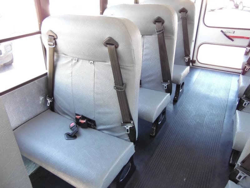 2018 Chevrolet Express Shuttle Bus - Image 15