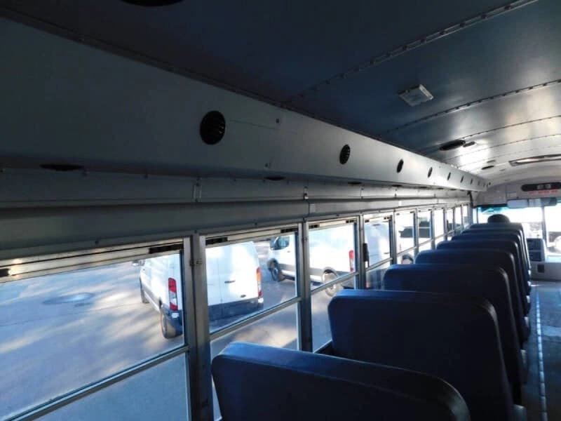 2013 Thomas T-Liner HDX Activity Bus - Image 13