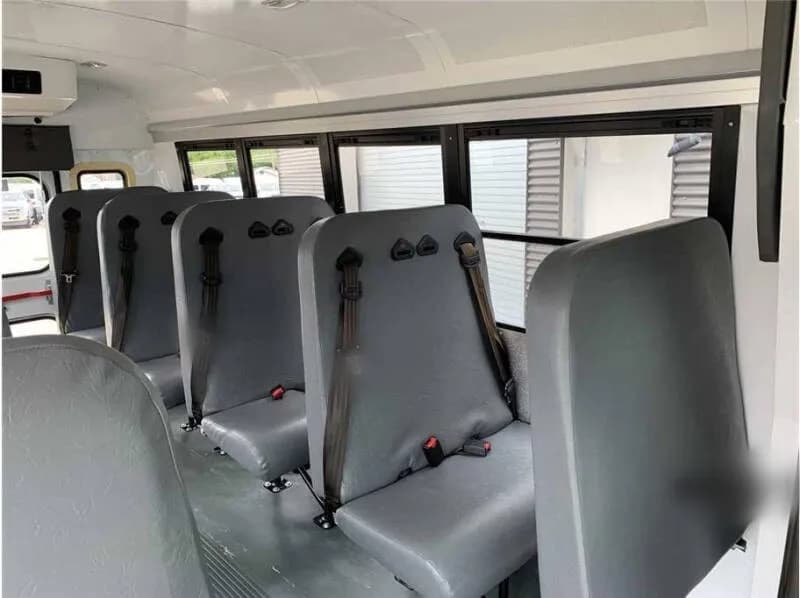 2014 Chevrolet Express 3500 Shuttle Bus - Image 11