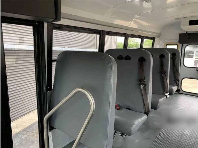 2014 Chevrolet Express 3500 Shuttle Bus - Image 14