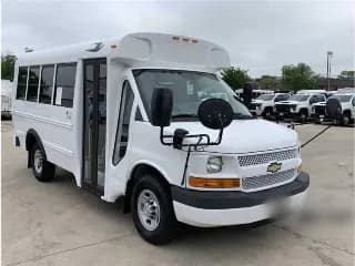 2014 Chevrolet Express 3500 bus