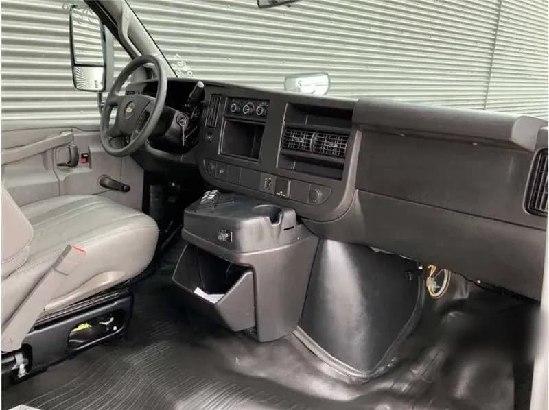 2018 Chevrolet Express 3500 Shuttle Bus - Image 11