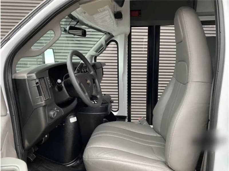 2018 Chevrolet Express 3500 Shuttle Bus - Image 10