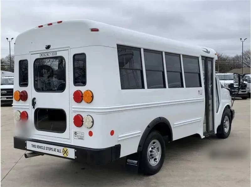 2018 Chevrolet Express 3500 Shuttle Bus - Image 4