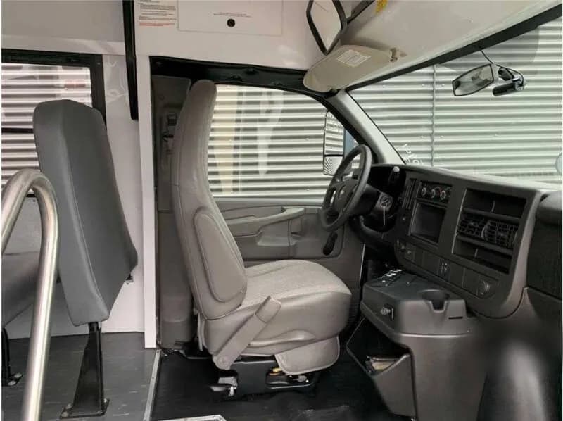 2013 Chevrolet Express 3500 Shuttle Bus - Image 10
