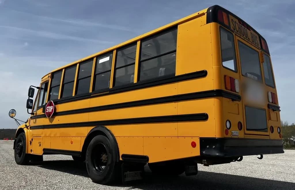 2019 Thomas C2 School Bus - Image 3