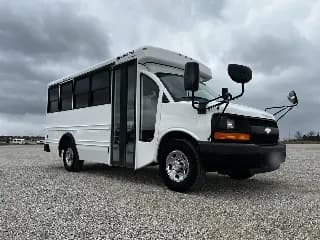 2014 Chevrolet Collins bus