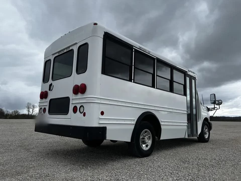 2014 Chevy Collins MFSAB Activity Bus - Image 4
